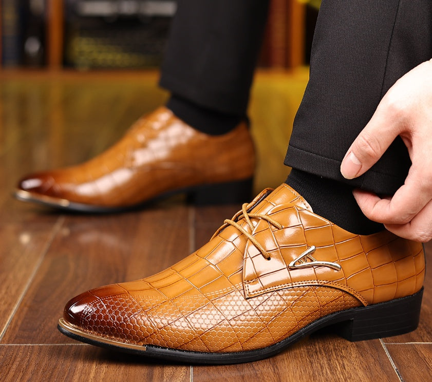Men's Plus Size Leather Dress Shoes: Elegant Pointed Toe Design - cas7m