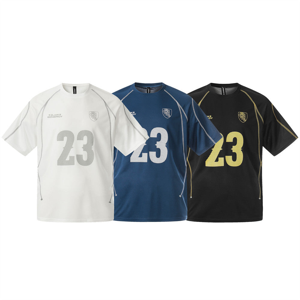 short-sleeved T-shirt