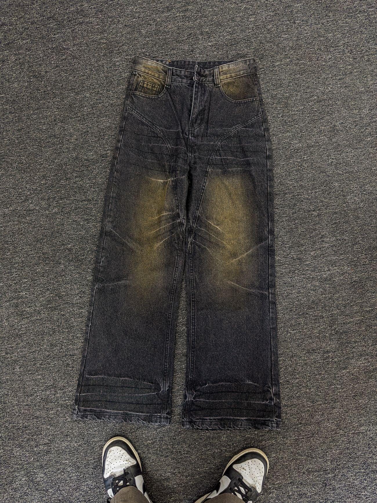 Washed Straight Dirty Mud Textured Deconstructed Jeans - cas7m