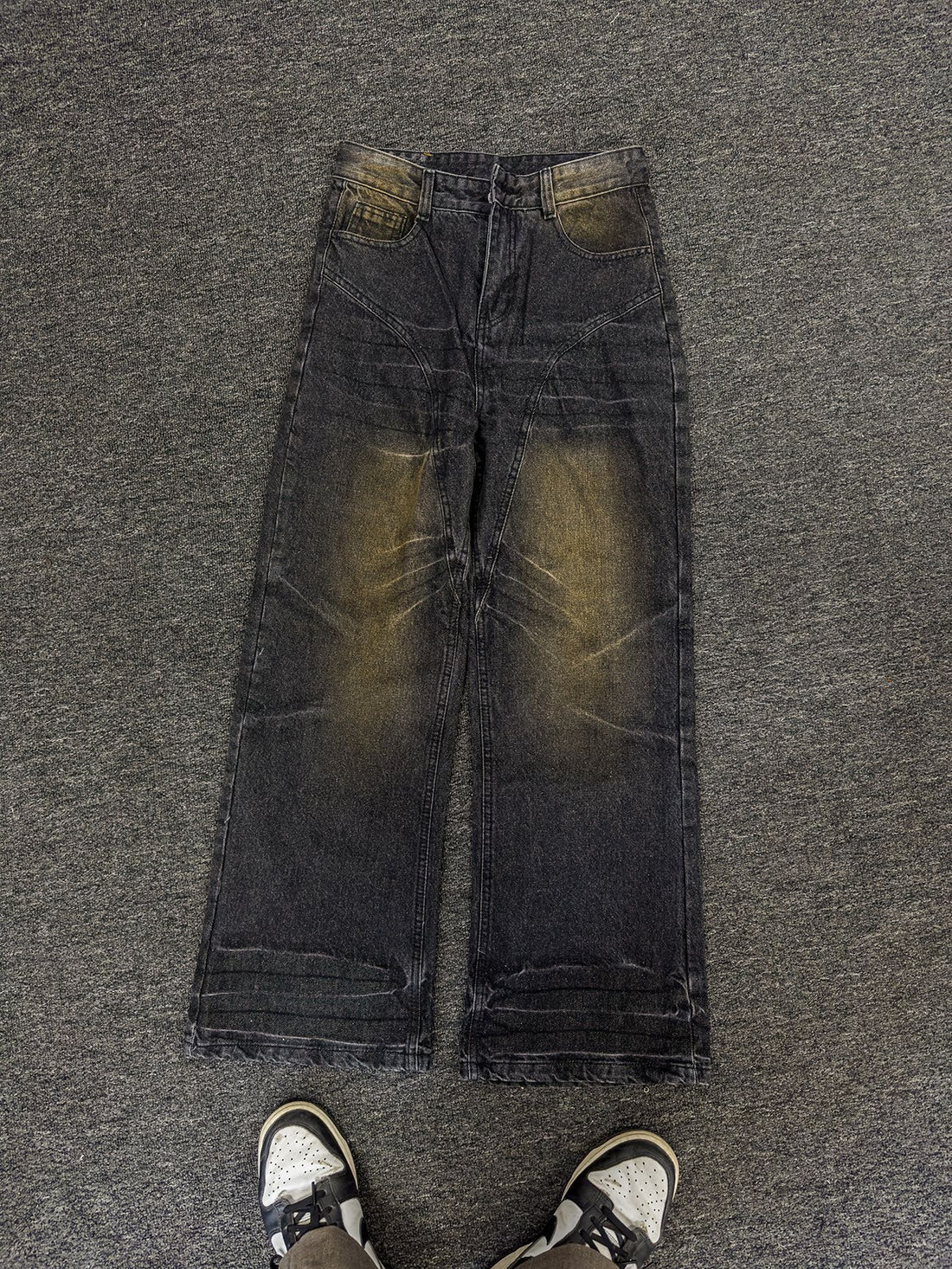 Washed Straight Dirty Mud Textured Deconstructed Jeans - cas7m