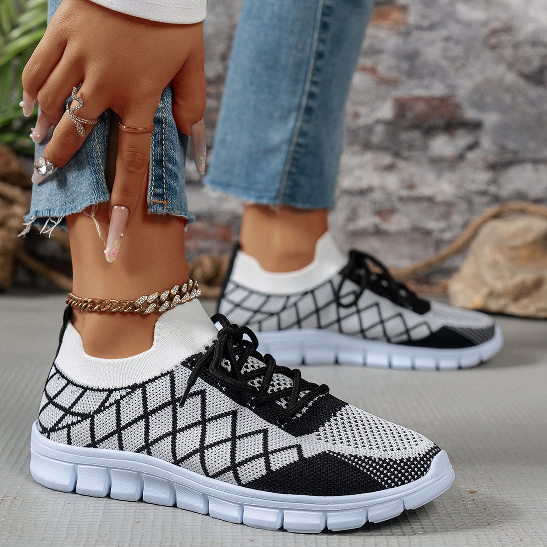 Colorblock Plaid Lace-Up Flyknit Sneakers Ins Mesh Casual Shoes Fashion Breathable Walking Running Sports Shoes For Women - cas7m