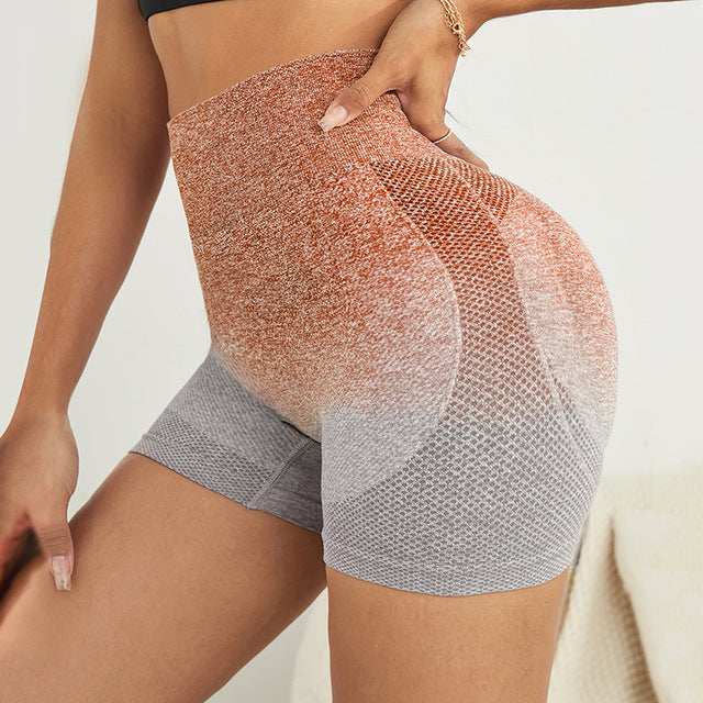 Women's Gradient Seamless Breathable Sweatproof Shorts - cas7m