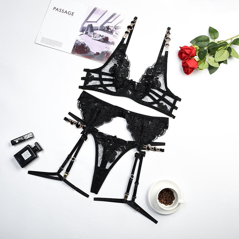 Vintage Jewel Embroidery Bra Sexy Gathering Underwear Set - cas7m